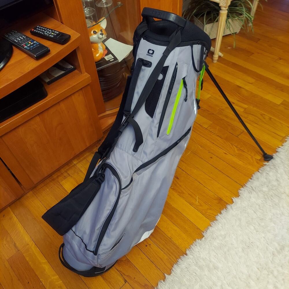 OGIO Shadow Fuse 304 36" 4-Way Divide Golf Cart Stand Bag with Shoulder Strap